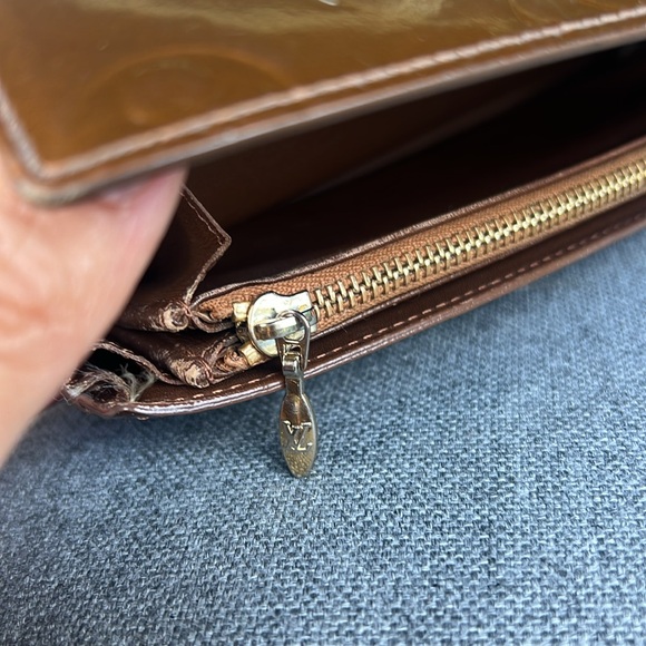 Louis Vuitton Vernis long Wallet - Picture 13 of 14